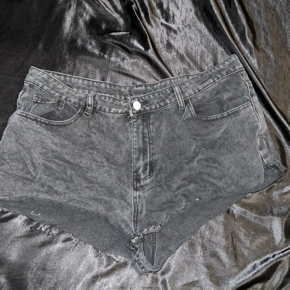 Black high rise denim shorts size 16
